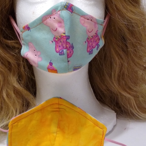 Peppa Pig Face Mask - Picture 1 of 1